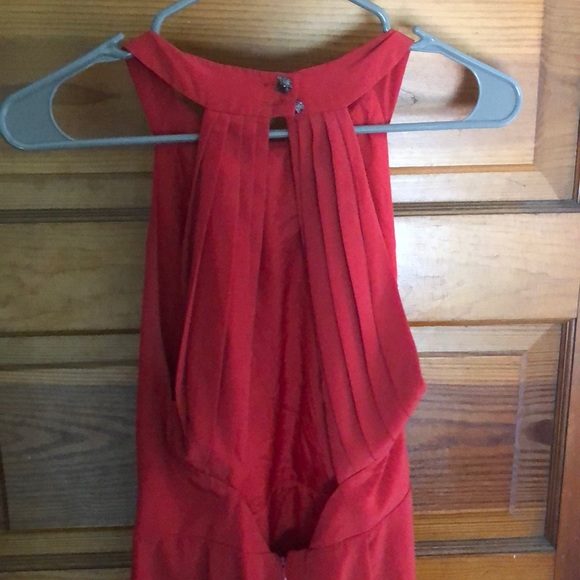 Red BCBG dress with pockets. In great condition. - Picture 2 of 6